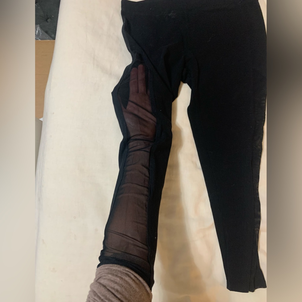 Express Capri legging with sheer panel